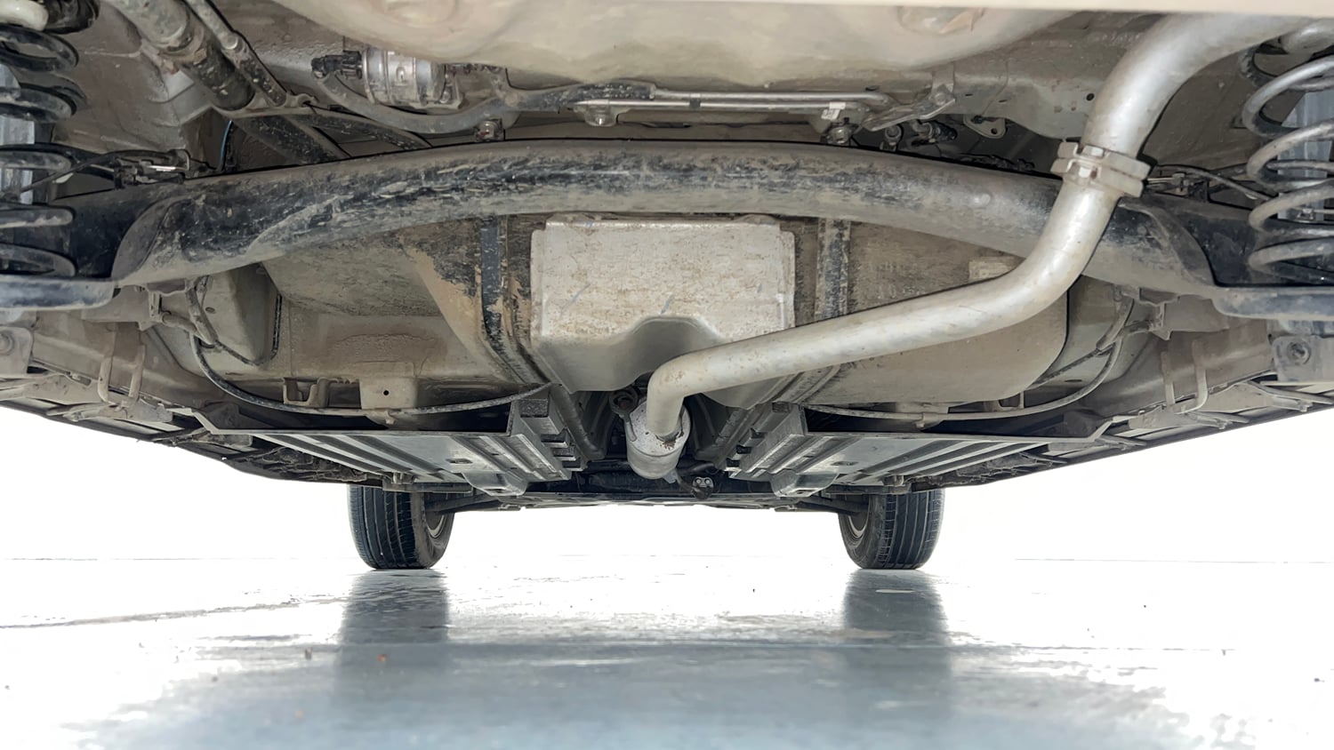 Used 2023 Maruti Suzuki Brezza ZXi Petrol Manual extra REAR UNDERBODY VIEW (TAKEN FROM REAR)