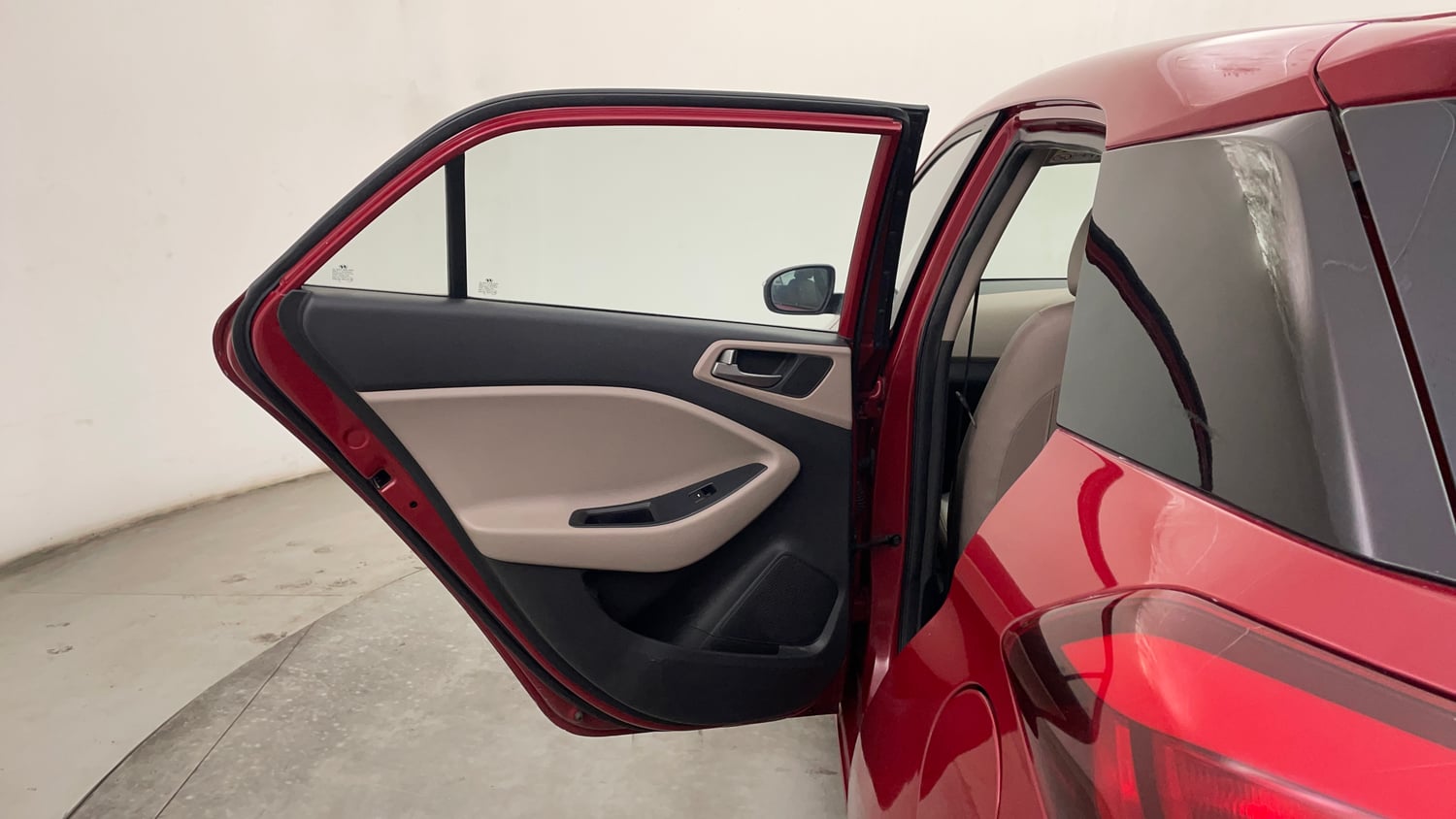 Used 2016 Hyundai Elite i20 Sportz 1.2 Petrol Manual interior LEFT REAR DOOR OPEN VIEW