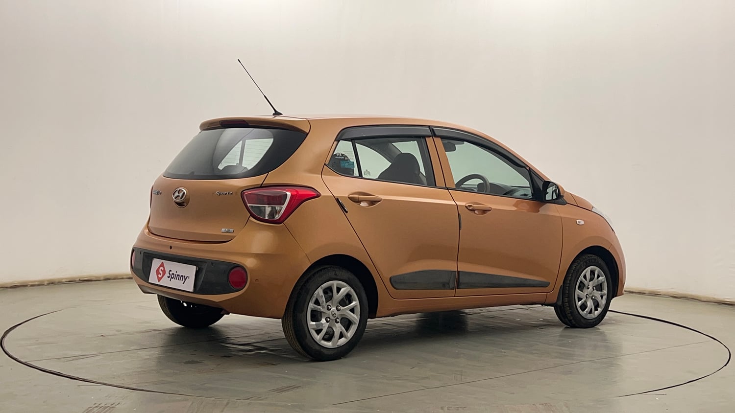 Used 2018 Hyundai Grand i10 Sportz 1.2 Kappa VTVT Petrol Manual exterior RIGHT REAR CORNER VIEW