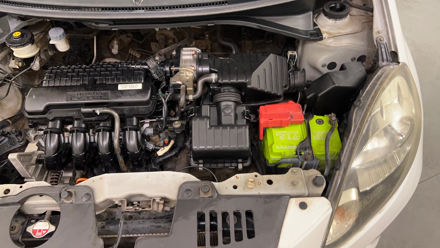Used 2014 Honda Amaze 1.2 S i-VTEC Petrol Manual engine ENGINE LEFT SIDE VIEW