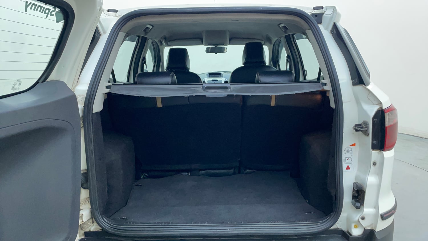 Used 2014 Ford EcoSport Trend 1.5 TDCi Diesel Manual interior DICKY INSIDE VIEW