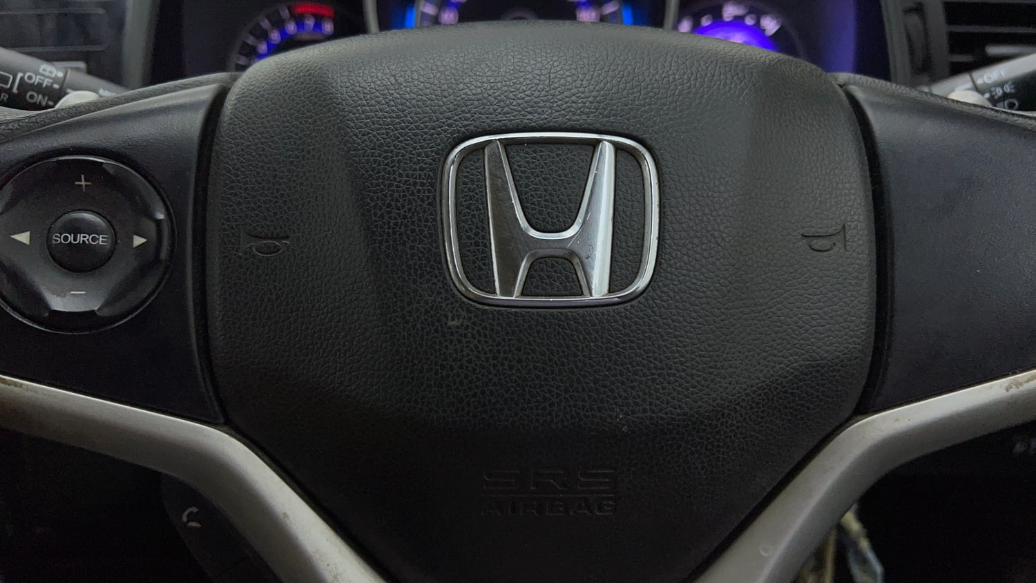Used 2018 Honda Jazz V CVT Petrol Petrol Automatic top_features Airbags