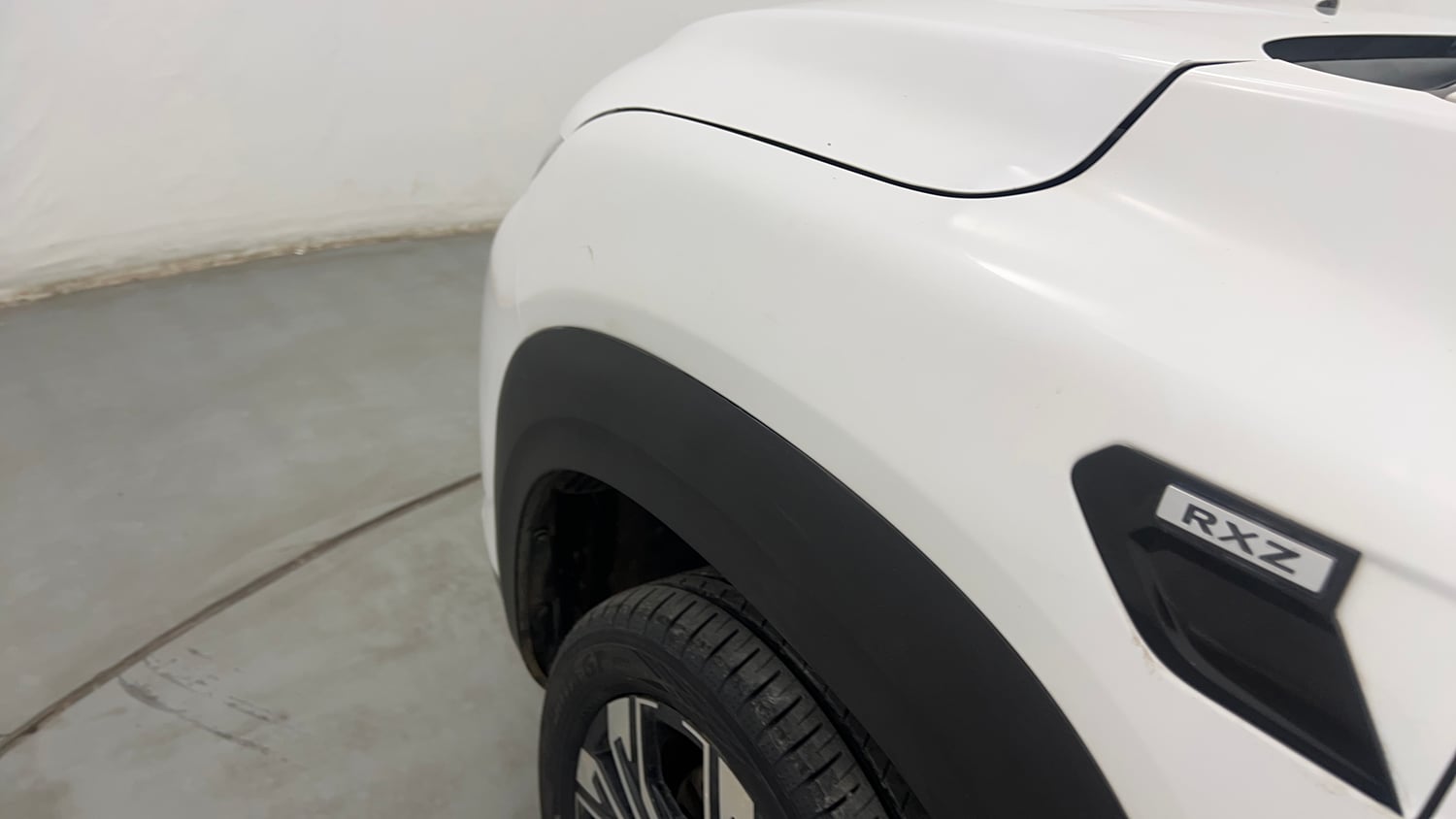 Used 2021 Renault Kiger RXZ AMT Petrol Automatic dents MINOR SCRATCH