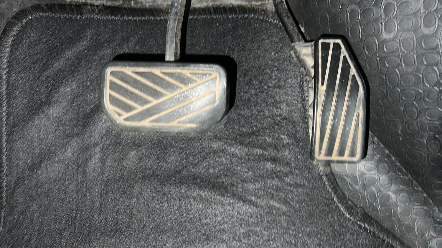 Used 2022 Maruti Suzuki Dzire VXi AGS Petrol Automatic interior PEDALS VIEW