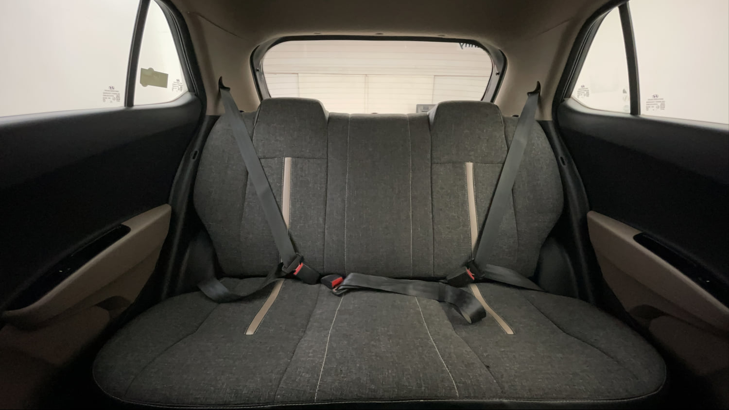 Used 2015 Hyundai Grand i10 Sportz 1.2 Kappa VTVT Petrol Manual interior REAR SEAT CONDITION VIEW