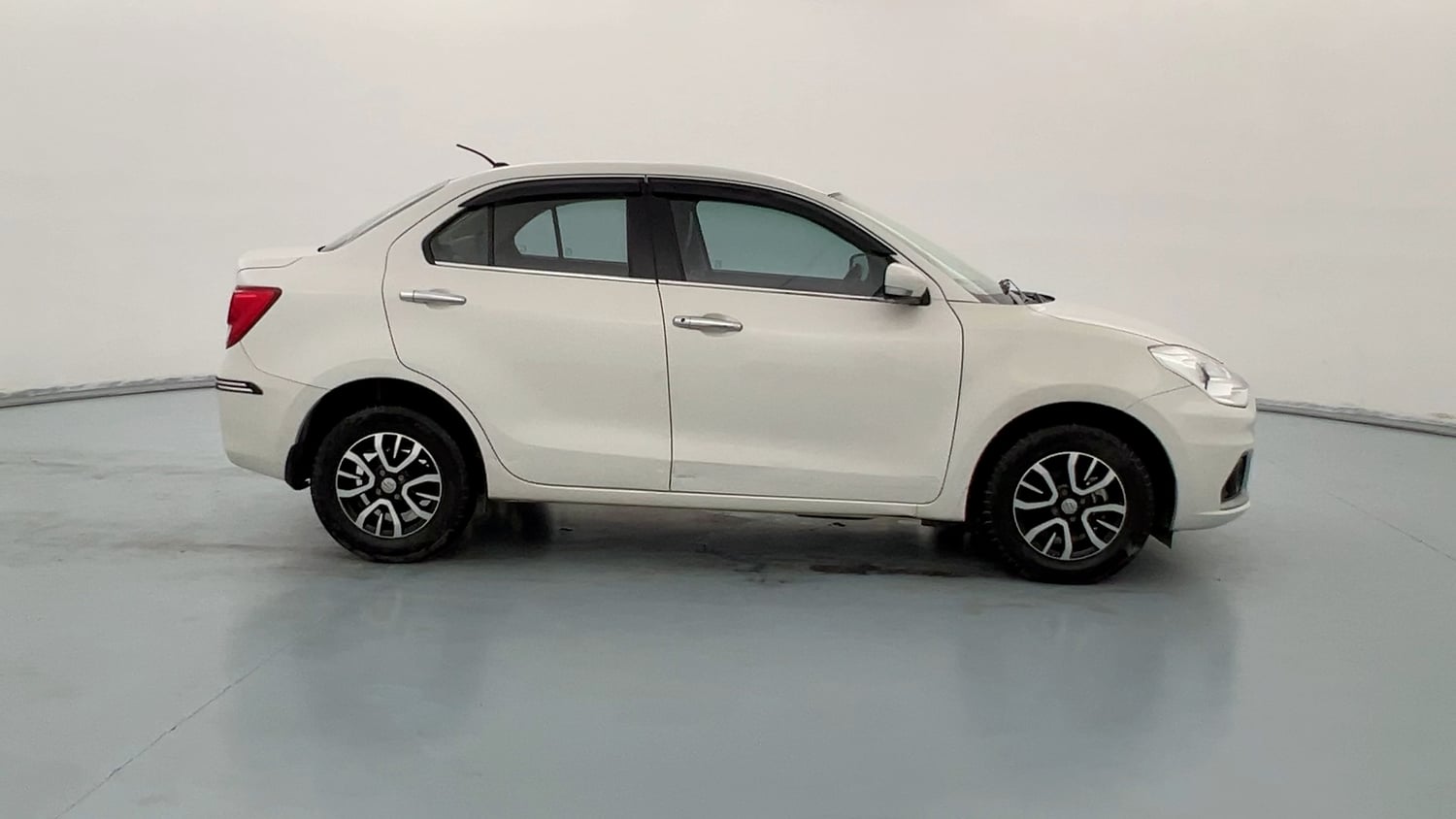 Used 2022 Maruti Suzuki Dzire VXi AGS Petrol Automatic exterior RIGHT SIDE VIEW