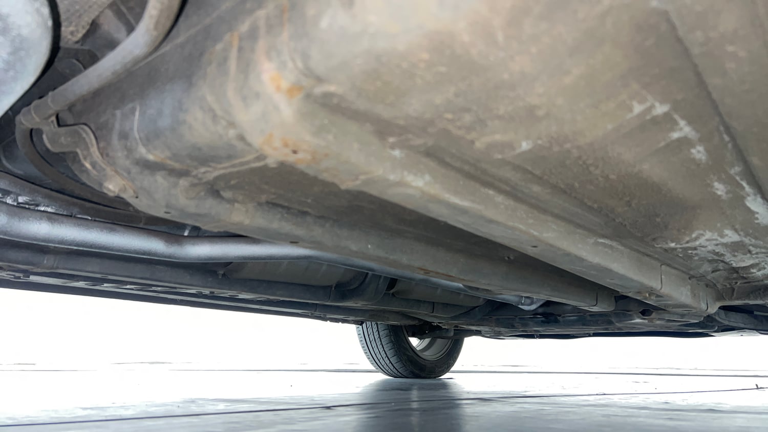 Used 2015 Hyundai Elite i20 Asta 1.2 Petrol Manual extra REAR RIGHT UNDERBODY VIEW