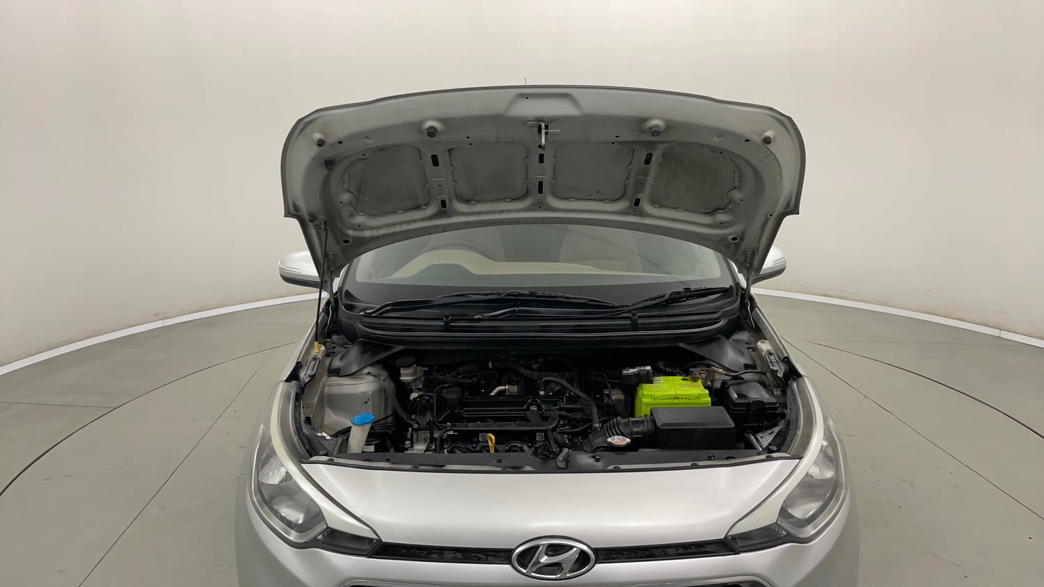 Used 2017 Hyundai Elite i20 Sportz 1.2 Petrol Manual engine ENGINE & BONNET OPEN FRONT VIEW