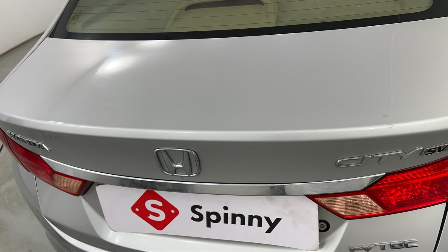 Used 2014 Honda City SV Petrol Manual dents MINOR SCRATCH
