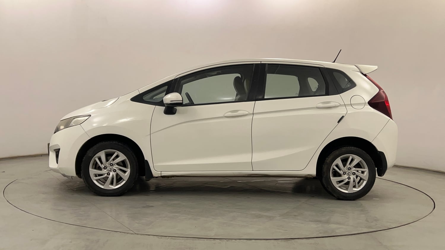 Used 2016 Honda Jazz VX Petrol Petrol Manual exterior LEFT SIDE VIEW