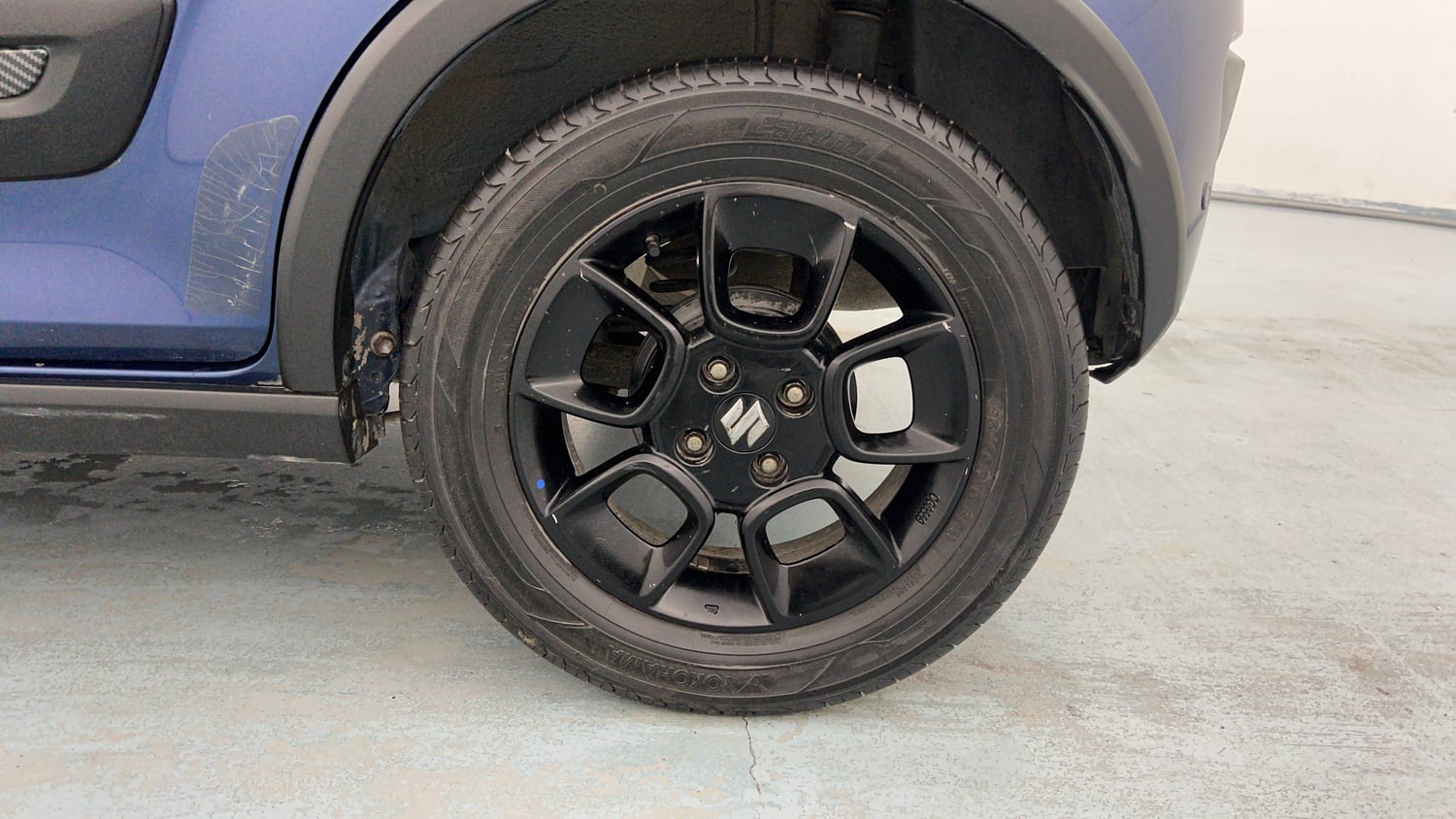 Used 2019 Maruti Suzuki Ignis Alpha 1.2 MT Petrol Manual tyres LEFT REAR TYRE RIM VIEW