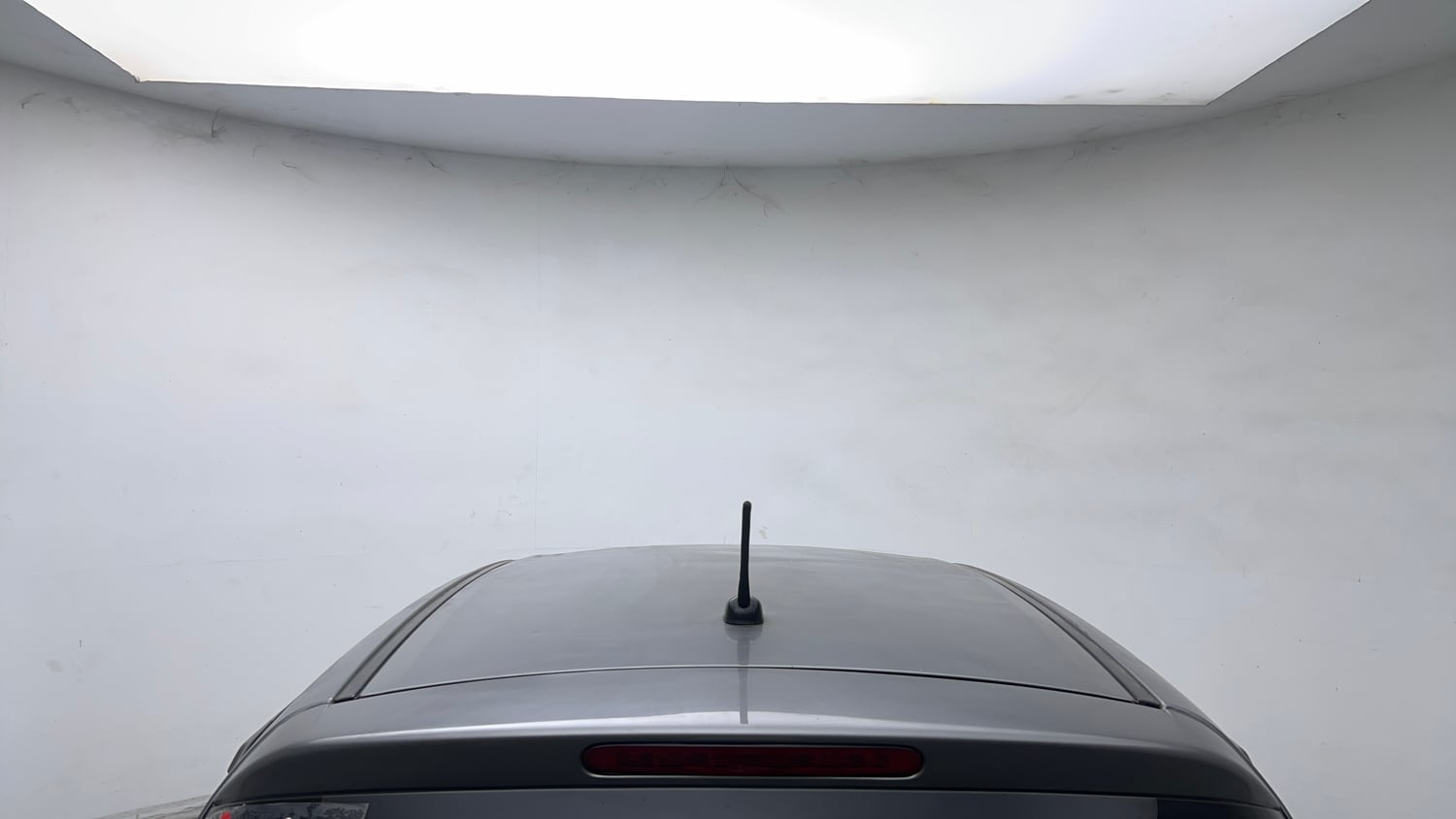 Used 2014 Maruti Suzuki Swift LXi Petrol Manual exterior EXTERIOR ROOF VIEW