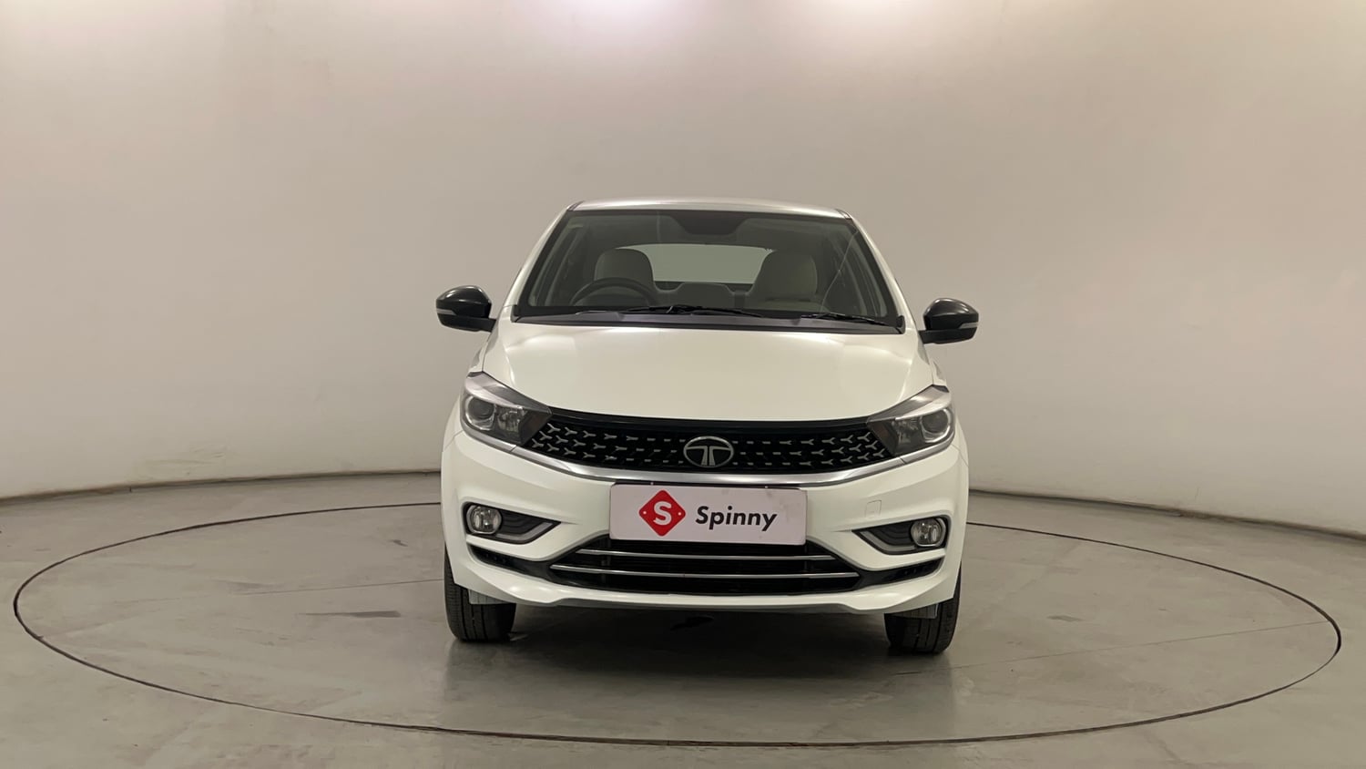 Used 2024 Tata Tigor XZ Plus Petrol Manual exterior FRONT VIEW