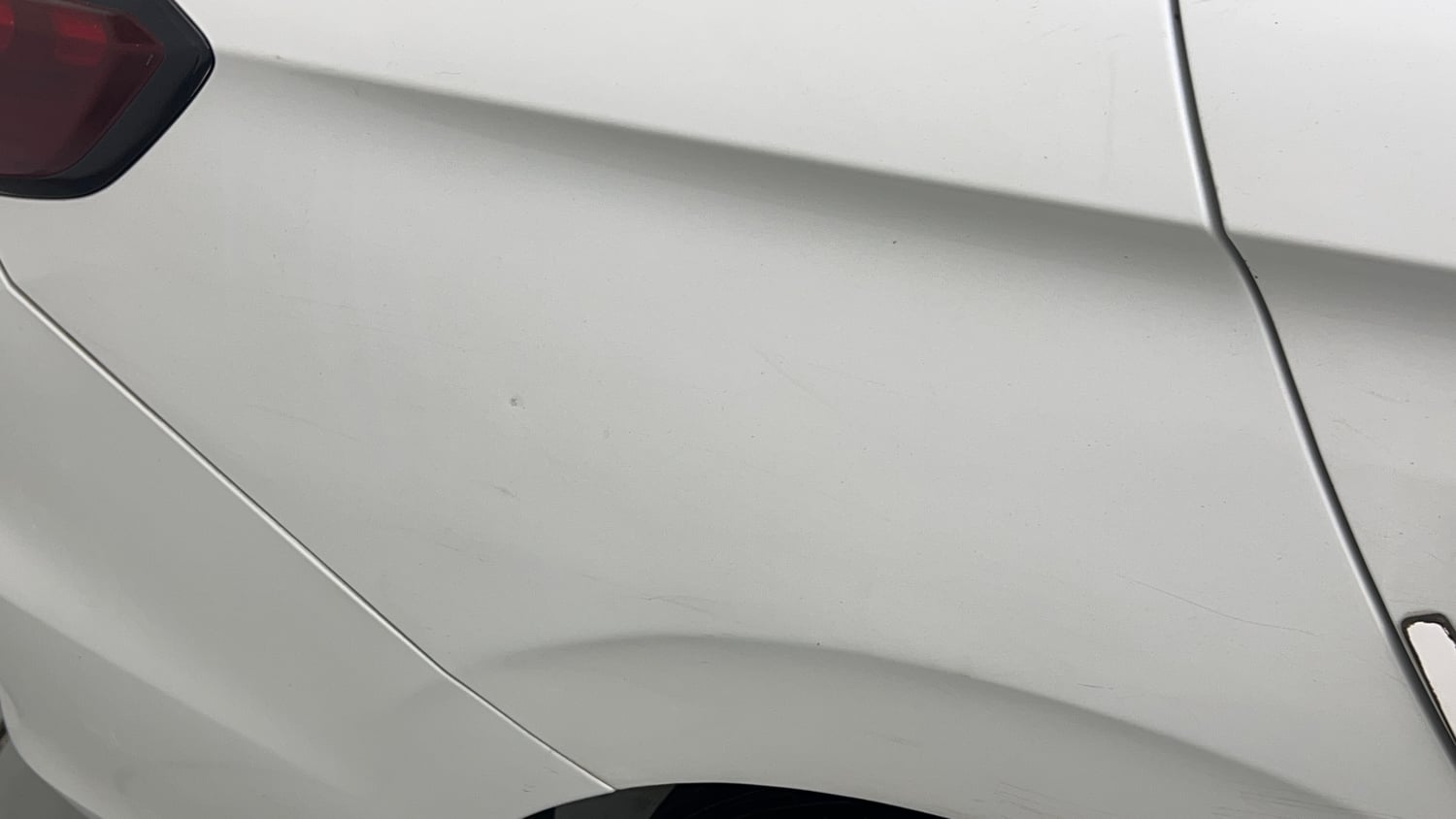 Used 2022 Honda City V Petrol Petrol Manual dents MINOR SCRATCH