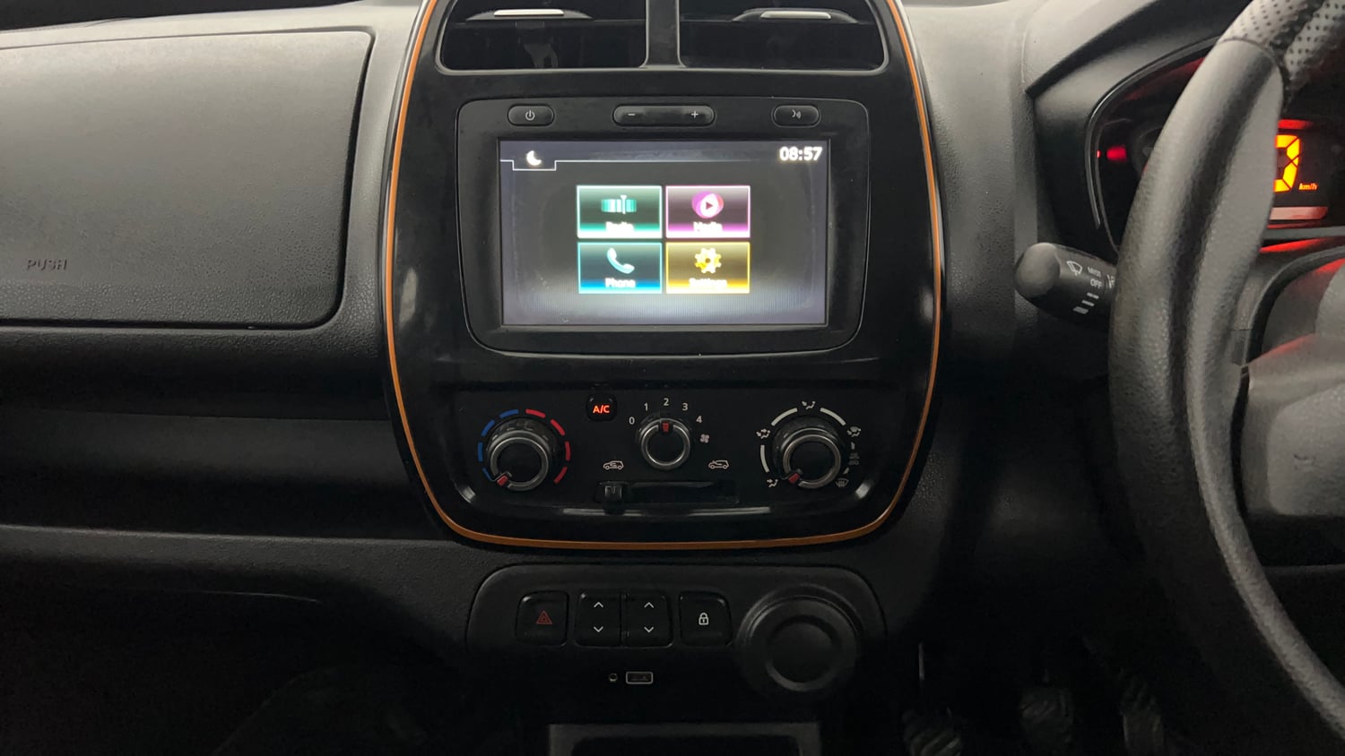 Used 2019 Renault Kwid CLIMBER 1.0 Petrol Manual interior MUSIC SYSTEM & AC CONTROL VIEW