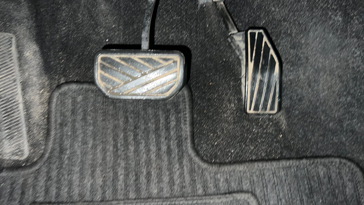 Used 2018 Maruti Suzuki Baleno Alpha 1.2 AT Petrol Automatic interior PEDALS VIEW