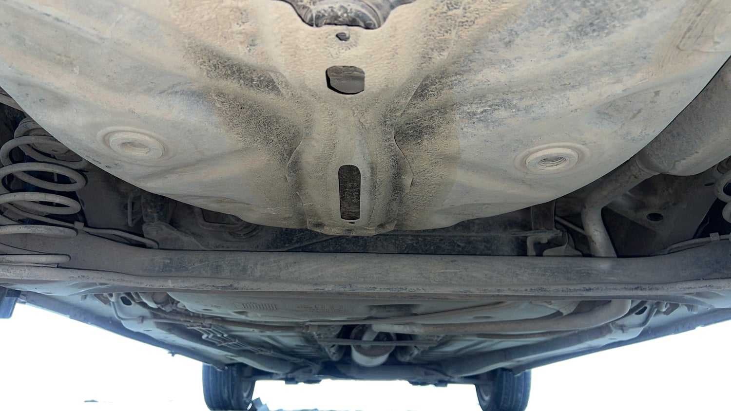 Used 2017 Maruti Suzuki Baleno Alpha 1.2 Petrol Manual extra REAR UNDERBODY VIEW (TAKEN FROM REAR)