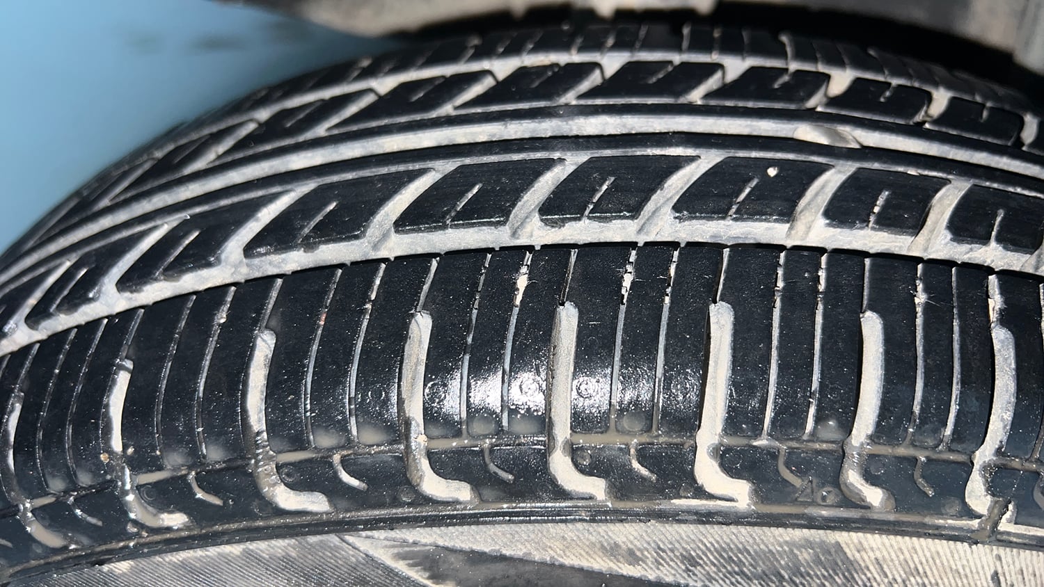 Used 2018 Renault Kwid RXL Petrol Manual tyres RIGHT REAR TYRE TREAD VIEW