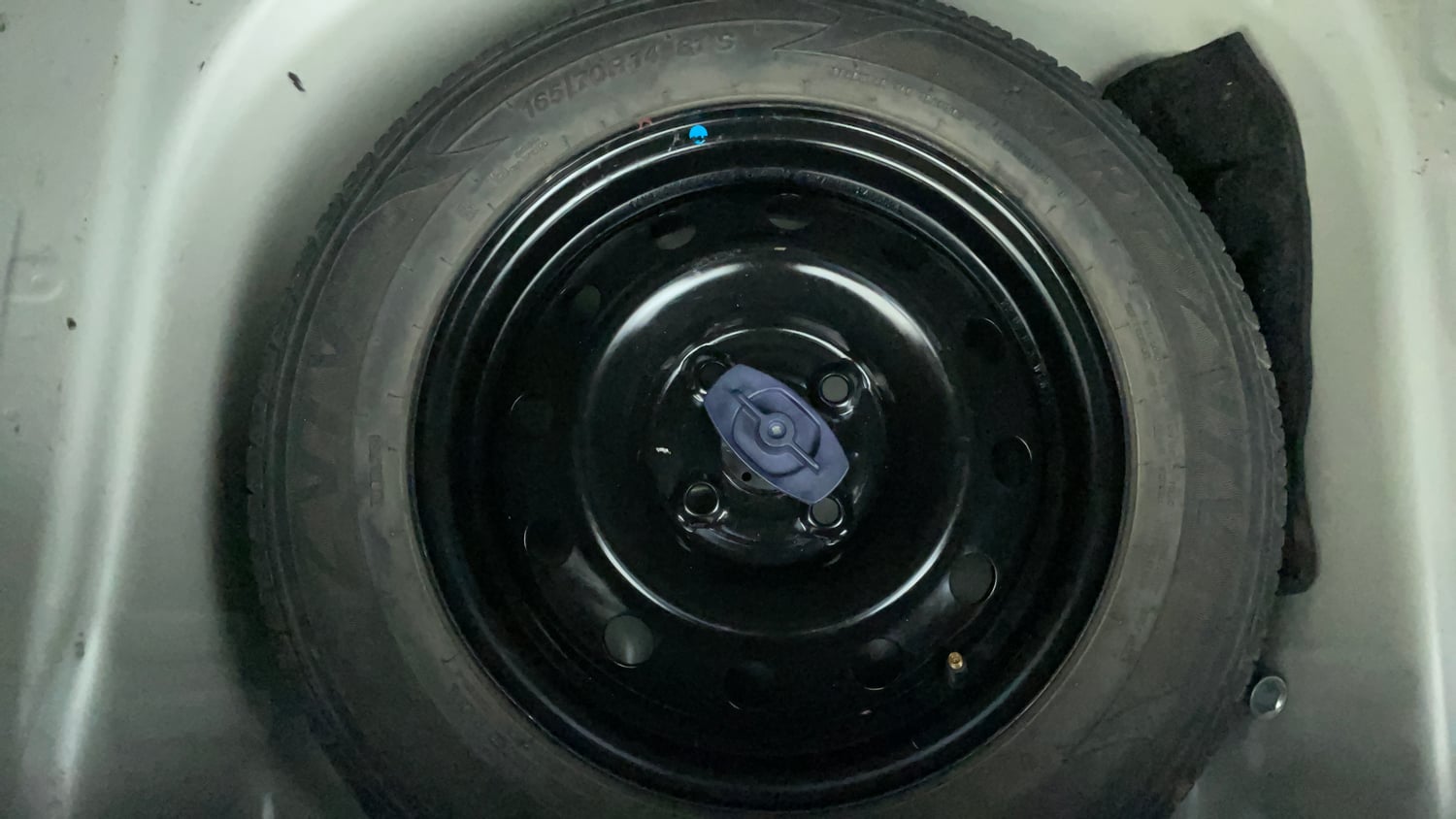 Used 2022 Maruti Suzuki Wagon R VXi (O) 1.2 Petrol Manual tyres SPARE TYRE VIEW