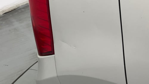 Used 2015 Maruti Suzuki Wagon R VXI Petrol Manual dents MINOR DENT