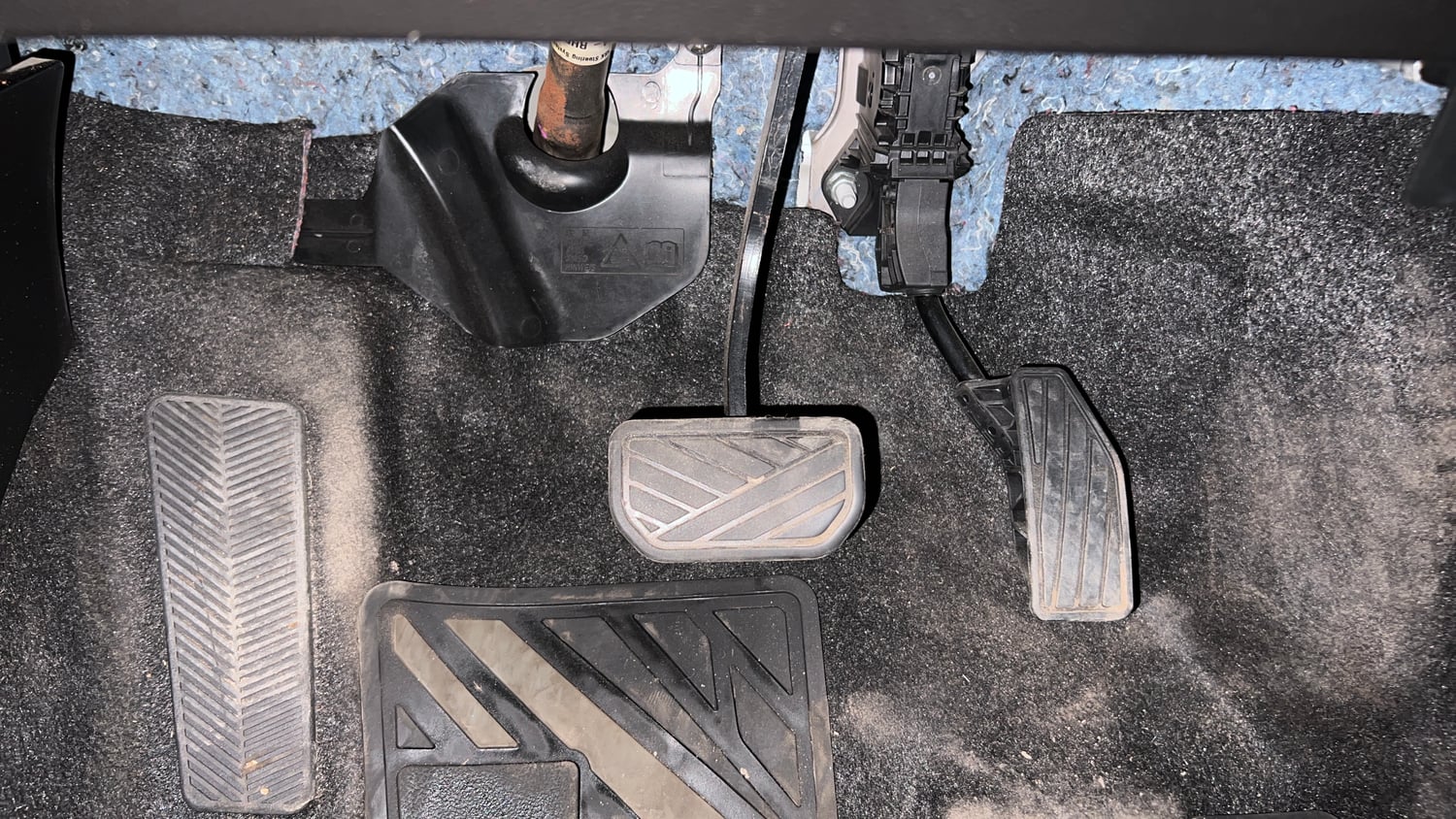 Used 2024 Maruti Suzuki Swift ZXi AMT Petrol Automatic interior PEDALS VIEW