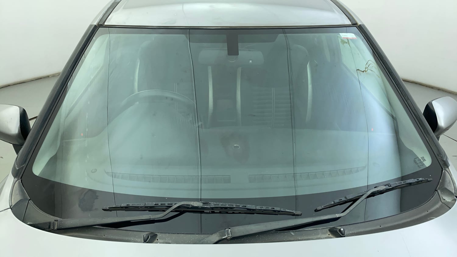 Used 2018 Maruti Suzuki Baleno Zeta 1.2 Petrol Manual exterior FRONT WINDSHIELD VIEW