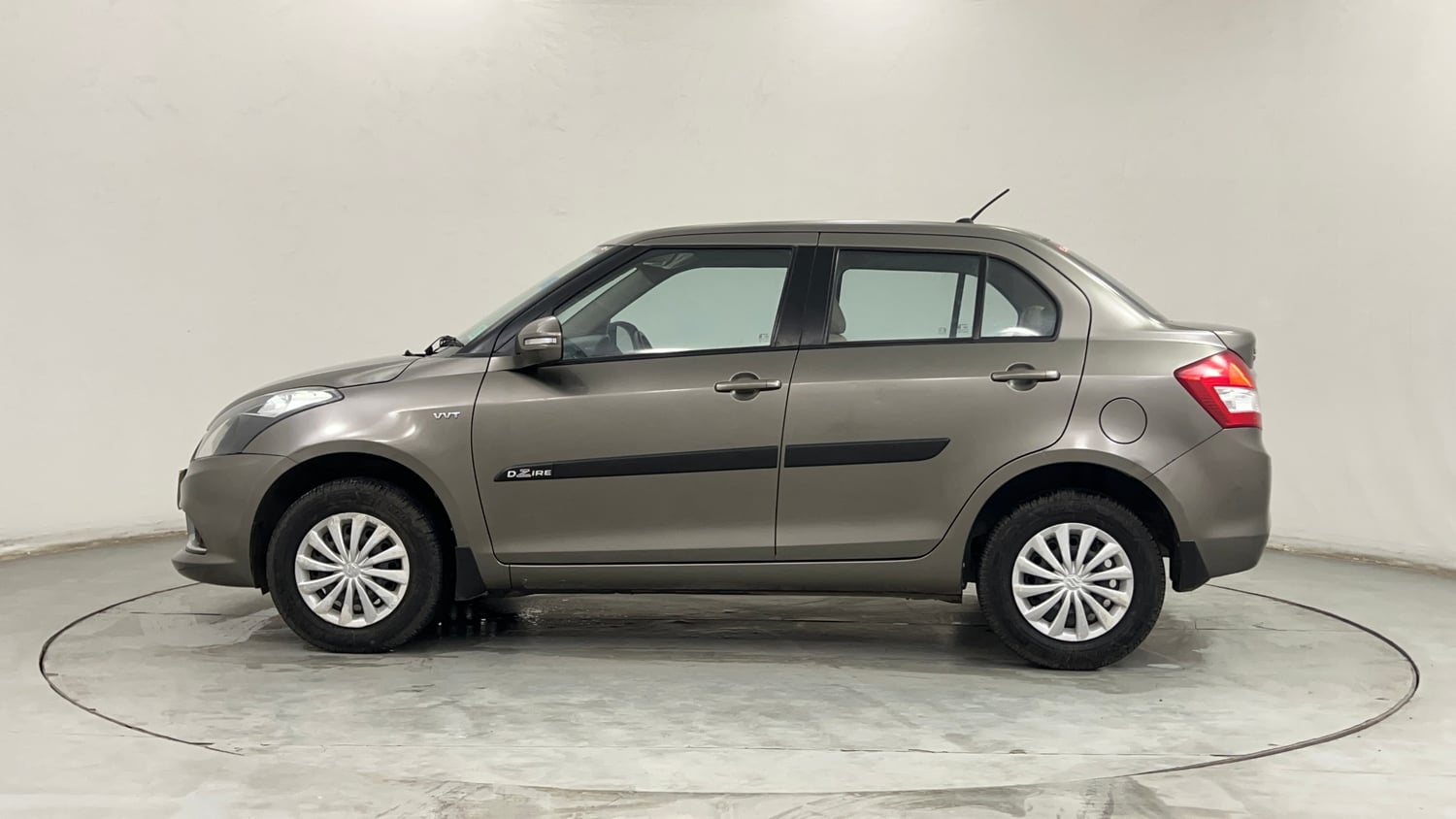 Used 2016 Maruti Suzuki Swift Dzire VXI Petrol Manual exterior LEFT SIDE VIEW