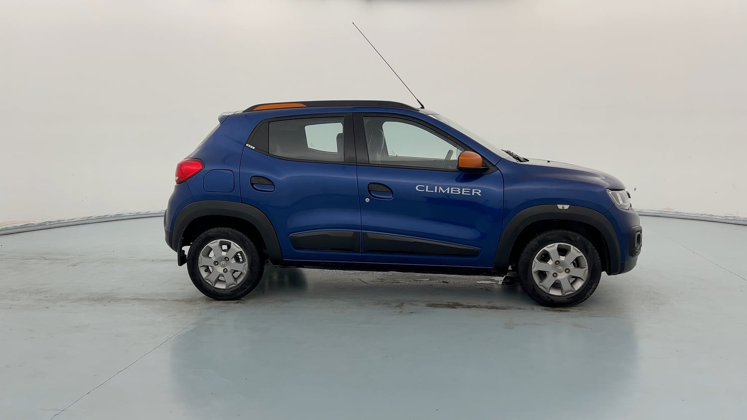 Used 2019 Renault Kwid CLIMBER 1.0 Petrol Manual exterior RIGHT SIDE VIEW
