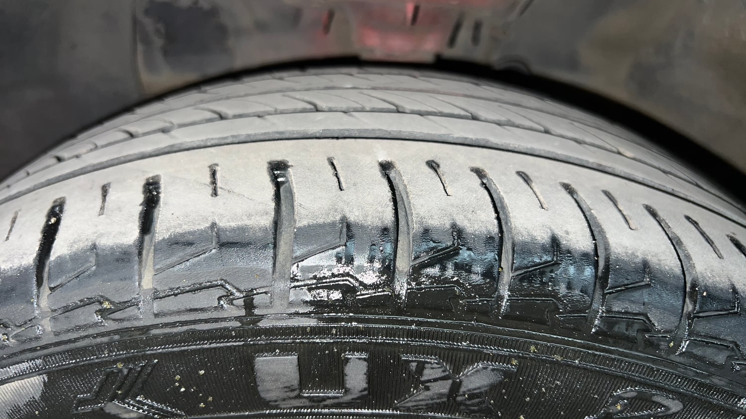 Used 2015 Hyundai Elite i20 Asta 1.2 Petrol Manual tyres LEFT FRONT TYRE TREAD VIEW