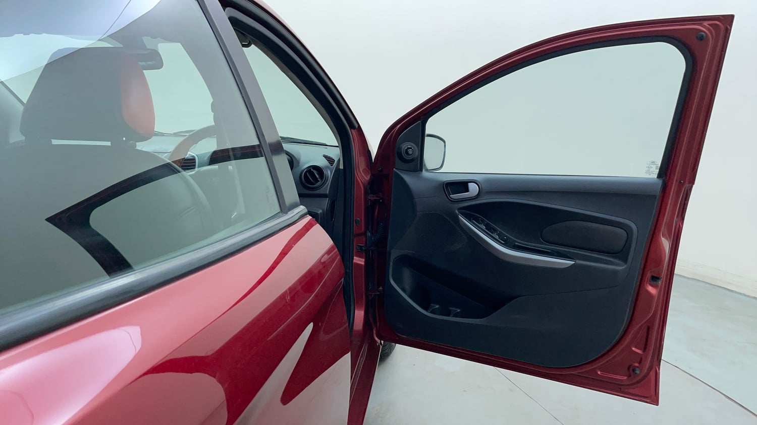 Used 2018 Ford Figo Titanium1.5 TDCi Diesel Manual interior RIGHT FRONT DOOR OPEN VIEW