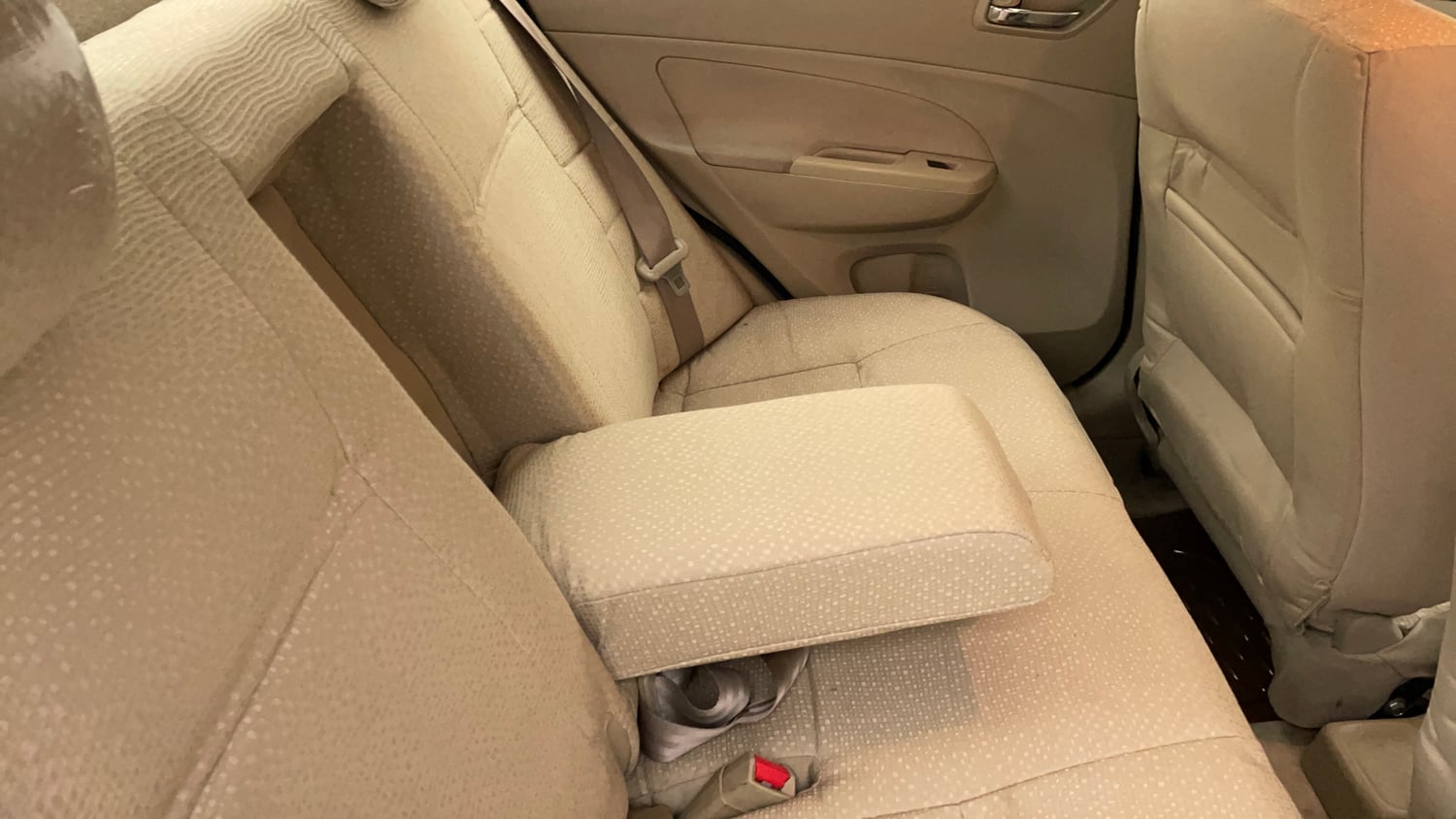 Used 2012 Maruti Suzuki Swift Dzire VXI Petrol Manual top_features Rear seat centre arm rest