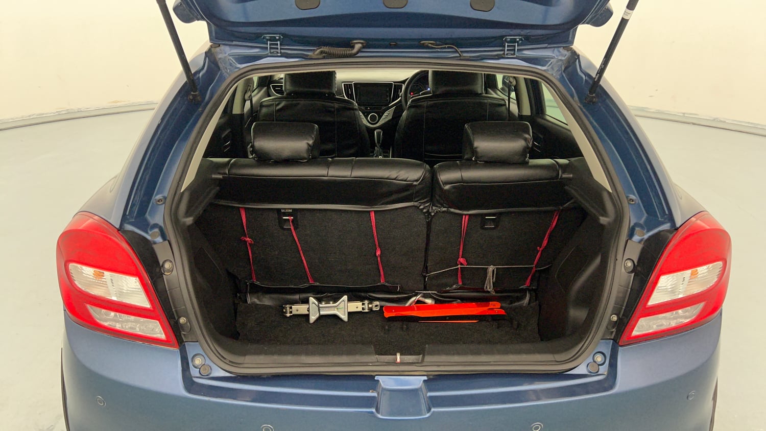 Used 2018 Maruti Suzuki Baleno Alpha 1.2 AT Petrol Automatic interior DICKY INSIDE VIEW