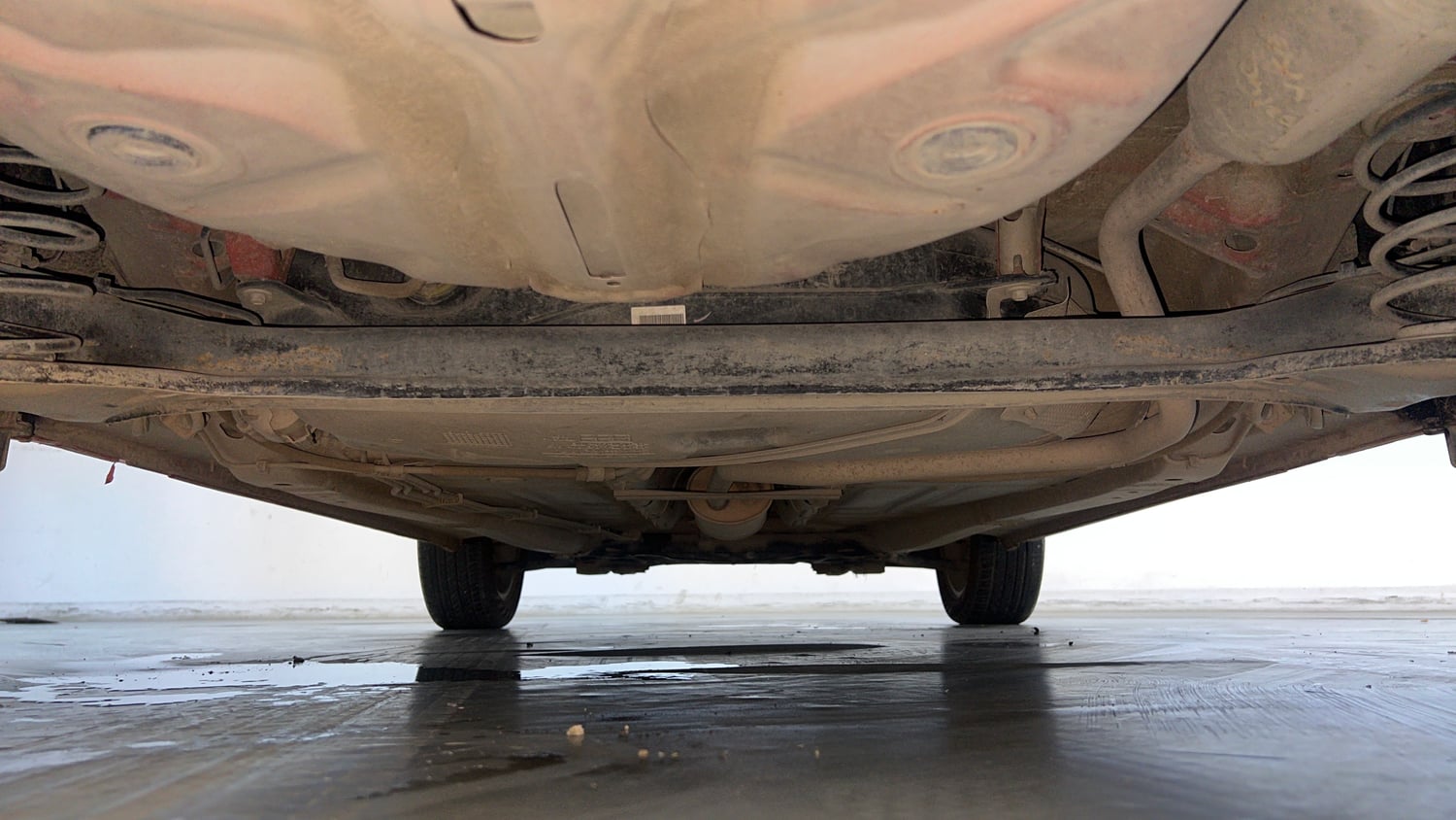 Used 2016 Maruti Suzuki Baleno Zeta 1.2 Petrol Manual extra REAR UNDERBODY VIEW (TAKEN FROM REAR)
