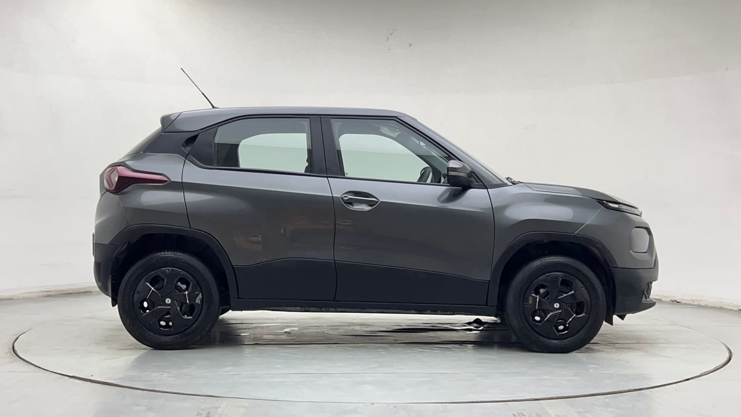 Used 2024 Tata Punch Adventure Rhythm iCNG Cng Manual exterior RIGHT SIDE VIEW