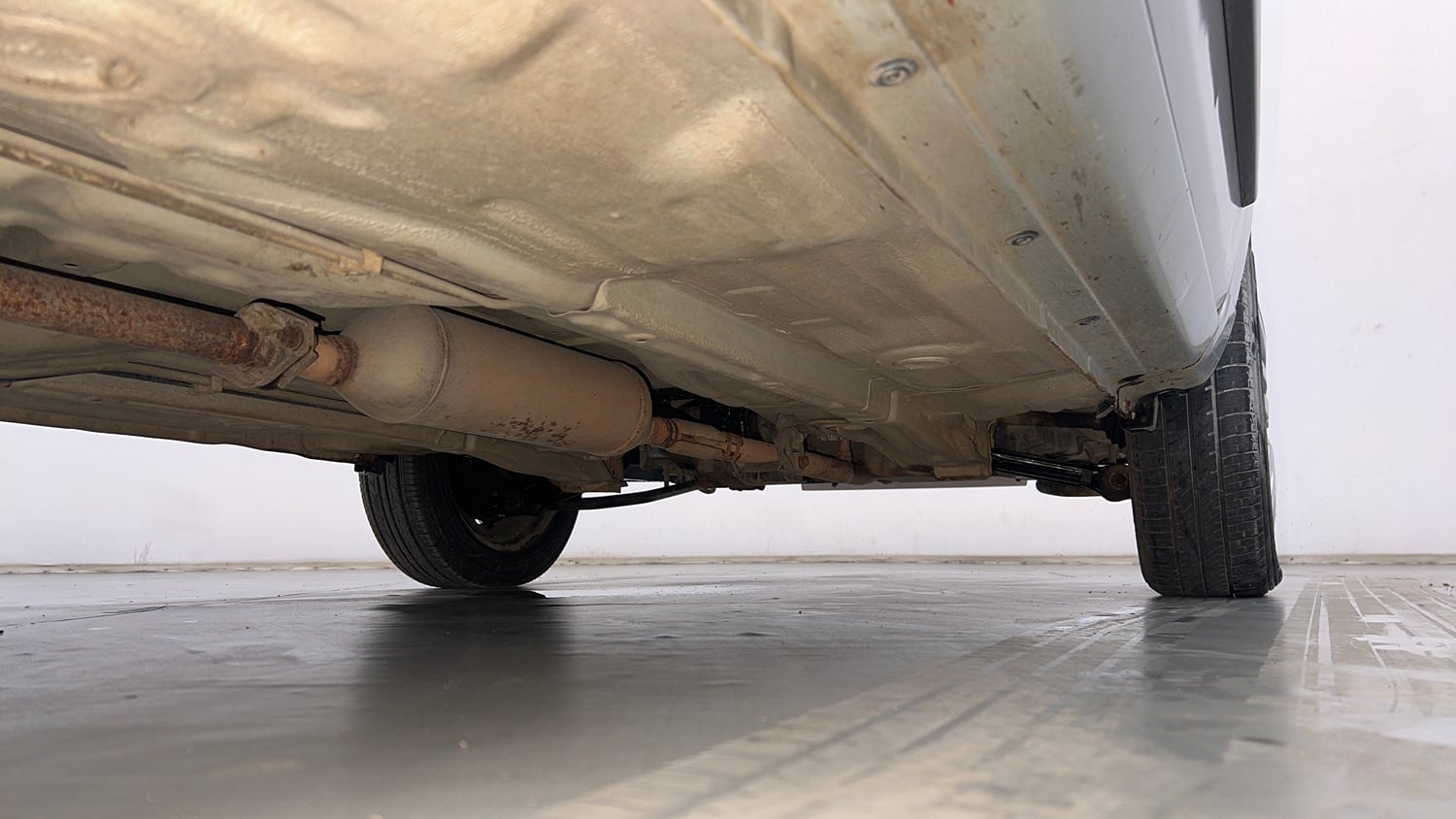 Used 2014 Maruti Suzuki Alto K10 VXi Petrol Manual extra REAR RIGHT UNDERBODY VIEW