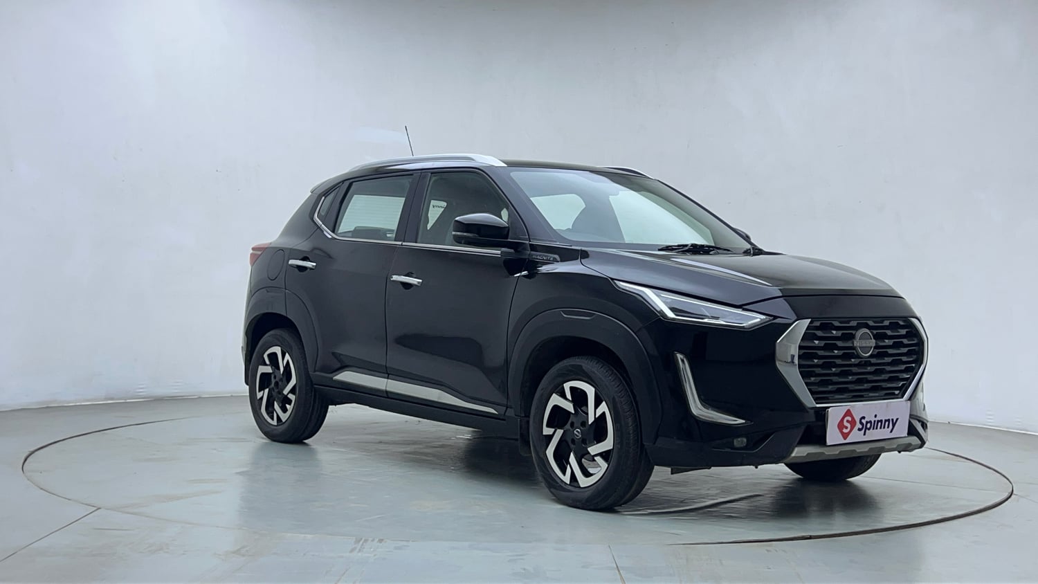 Used 2021 Nissan Magnite XV Premium Turbo (O) Petrol Manual exterior RIGHT FRONT CORNER VIEW