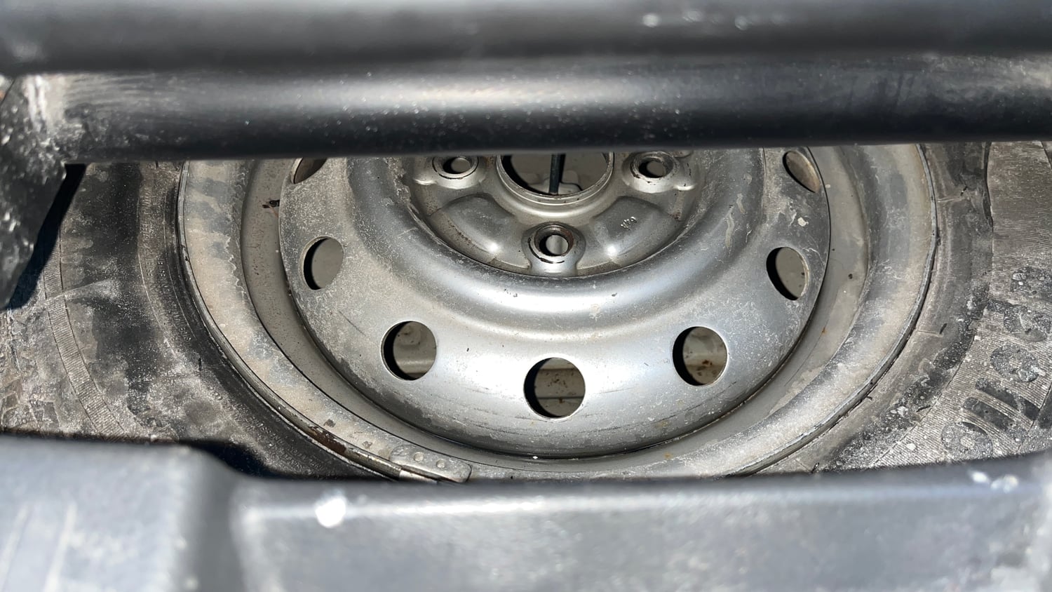Used 2012 Maruti Suzuki Wagon R 1.0 LXi CNG Cng Manual tyres SPARE TYRE VIEW