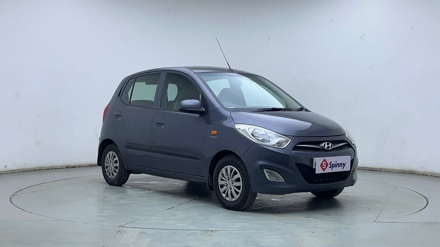 Used 2014 Hyundai i10 Sportz 1.1 iRDE2 Petrol Manual exterior RIGHT FRONT CORNER VIEW