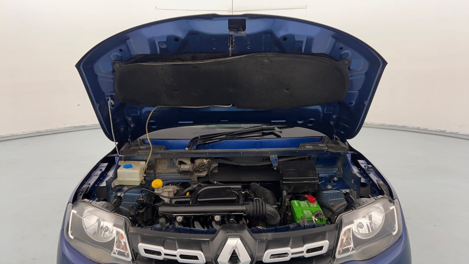 Used 2019 Renault Kwid CLIMBER 1.0 Petrol Manual engine ENGINE & BONNET OPEN FRONT VIEW