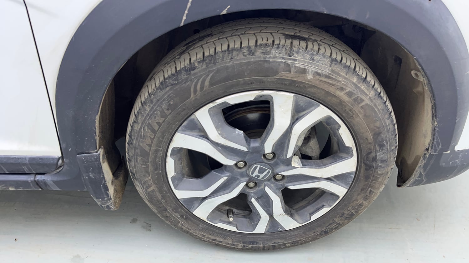 Used 2018 Honda WR-V VX MT Diesel Diesel Manual tyres RIGHT FRONT TYRE RIM VIEW
