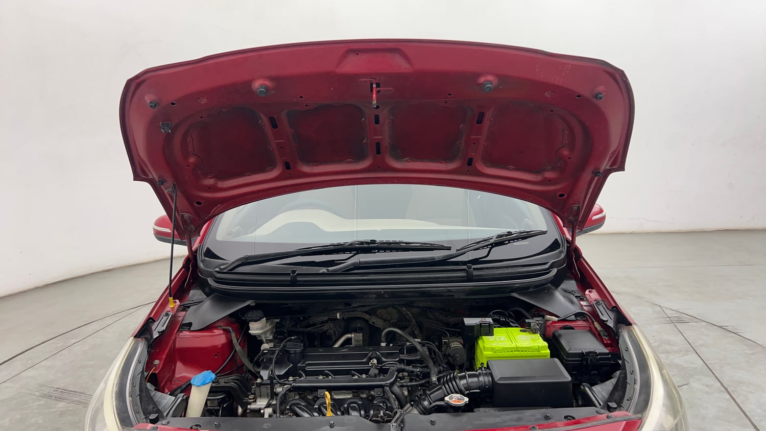 Used 2015 Hyundai Elite i20 Asta 1.2 Petrol Manual engine ENGINE & BONNET OPEN FRONT VIEW