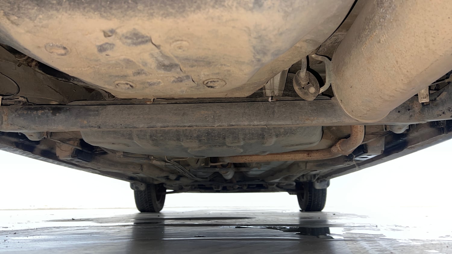 Used 2021 Tata Tiago XT Petrol Manual extra REAR UNDERBODY VIEW (TAKEN FROM REAR)