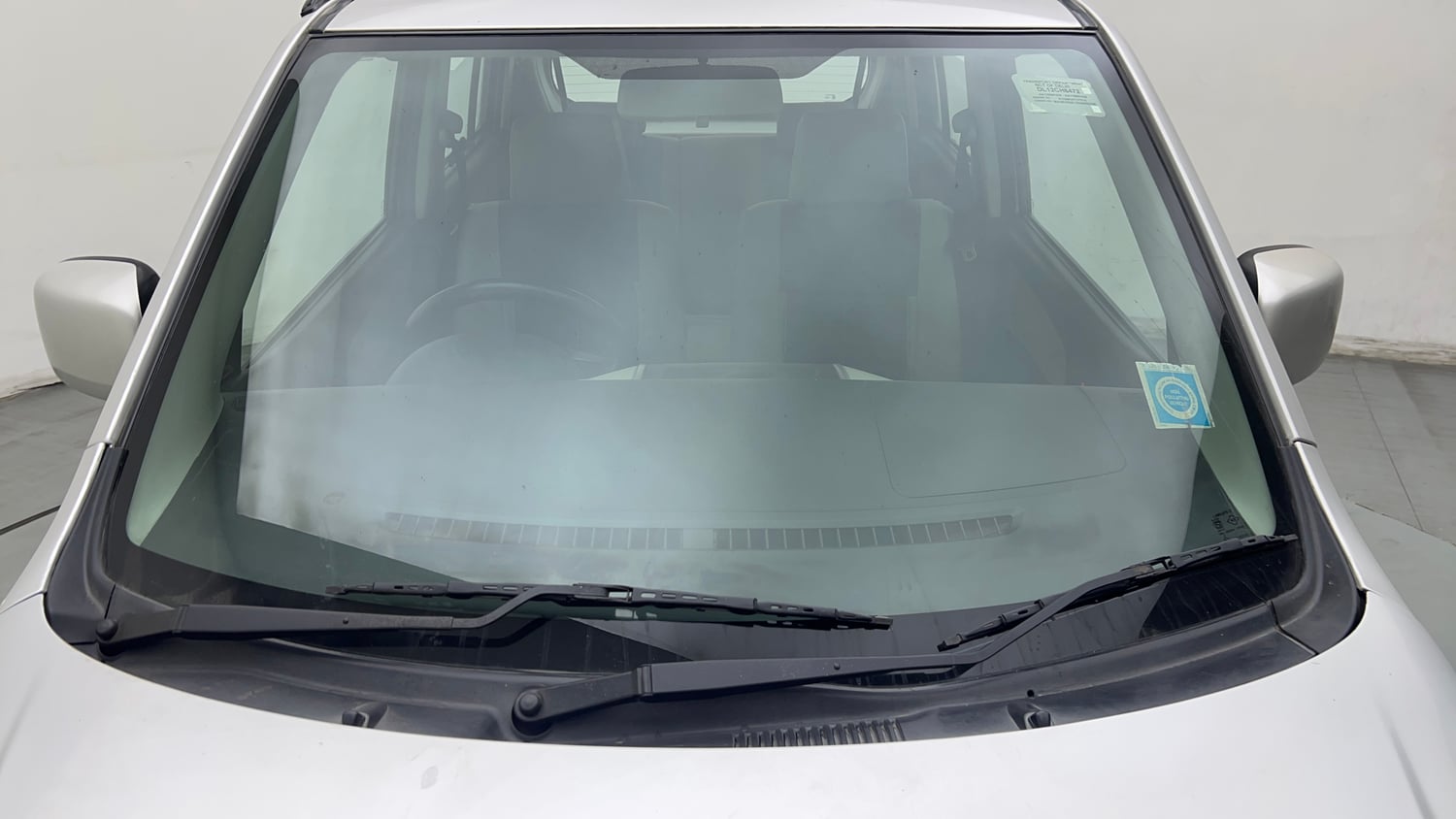 Used 2015 Maruti Suzuki Wagon R VXI Petrol Manual exterior FRONT WINDSHIELD VIEW