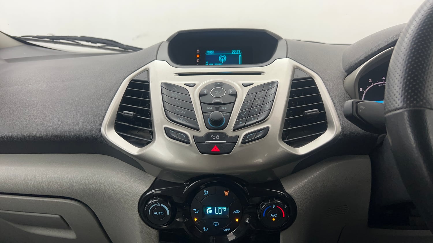 Used 2015 Ford EcoSport Titanium 1.5 Ti-VCT AT Petrol Automatic interior MUSIC SYSTEM & AC CONTROL VIEW