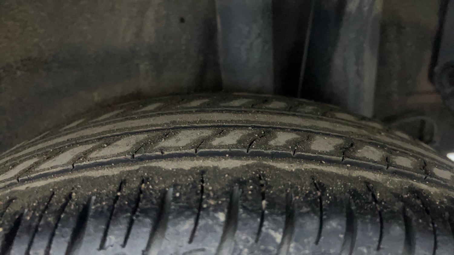 Used 2021 Kia Sonet HTX 1.5 Diesel Manual tyres LEFT REAR TYRE TREAD VIEW