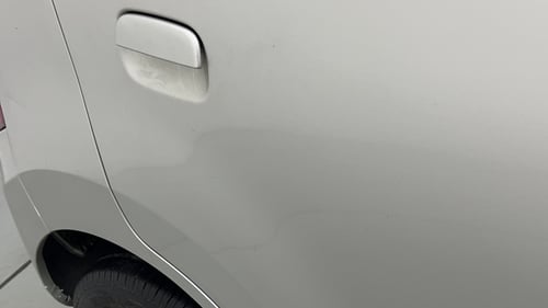 Used 2015 Maruti Suzuki Wagon R VXI Petrol Manual dents MINOR SCRATCH