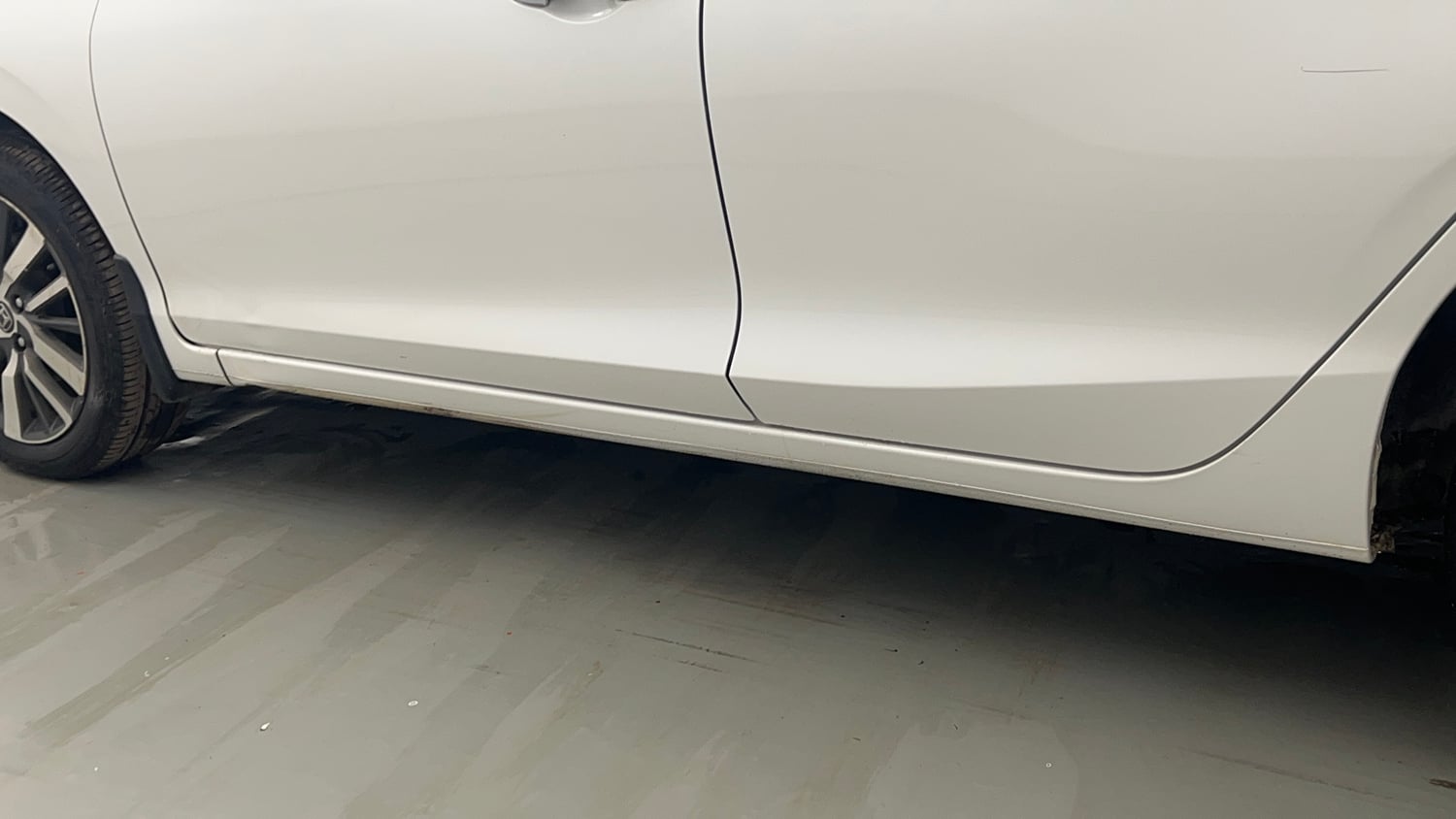 Used 2023 Honda City ZX Petrol Petrol Manual dents MINOR DENT