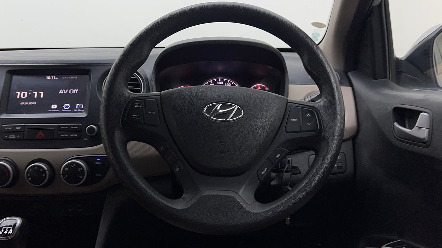 Used 2018 Hyundai Grand i10 Sportz (O) 1.2 Kappa VTVT Petrol Manual interior STEERING VIEW