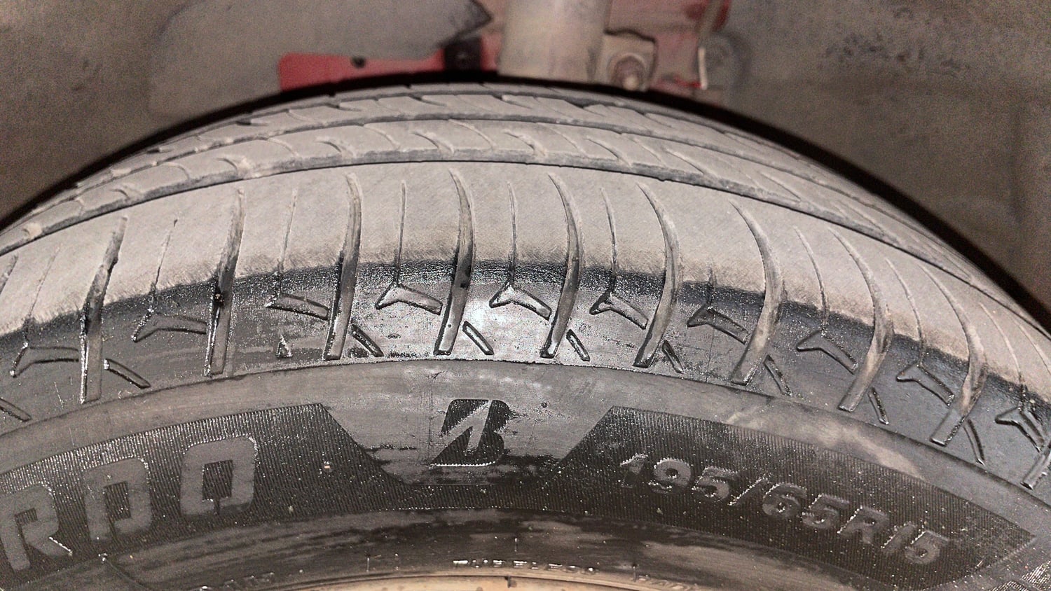 Used 2018 Ford EcoSport Trend 1.5L TDCi Diesel Manual tyres LEFT FRONT TYRE TREAD VIEW