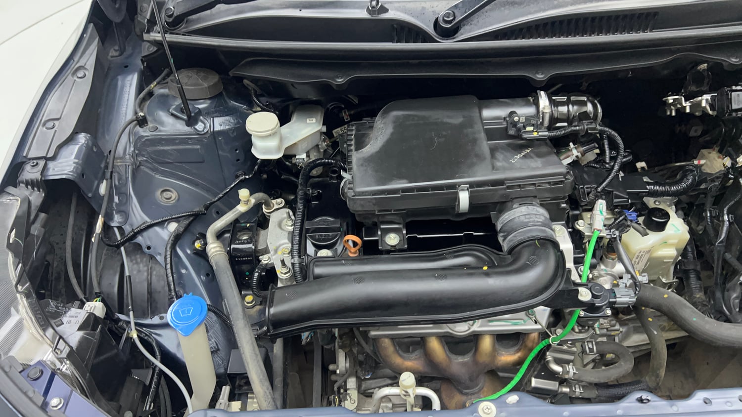 Used 2022 Maruti Suzuki Baleno Alpha AGS Petrol Automatic engine ENGINE RIGHT SIDE VIEW